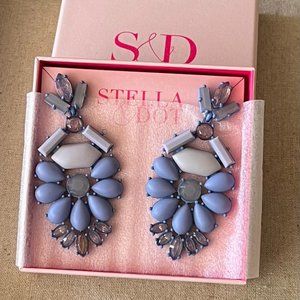 Stella & Dot Heck Yes Statement earrings, Lavender